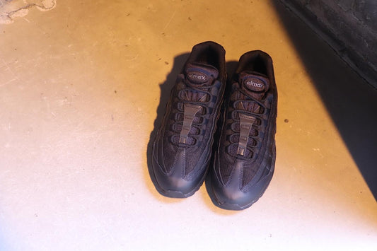 NIKE 再入荷