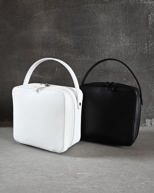 AURALEE 入荷