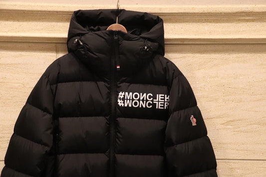 MONCLER GRENOBLE 新作入荷