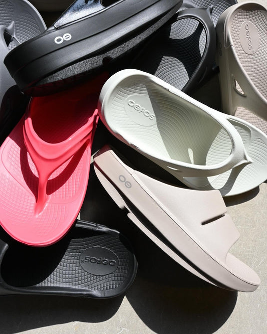 OOFOS 入荷