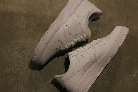 NIKE 再入荷