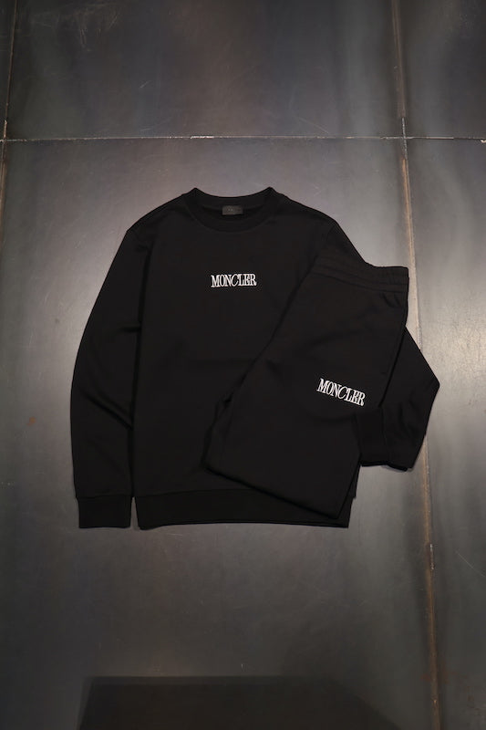 MONCLER 新作入荷