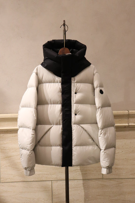 MONCLER 新作入荷