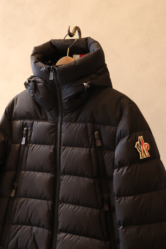 MONCLER GRENOBLE 新作入荷