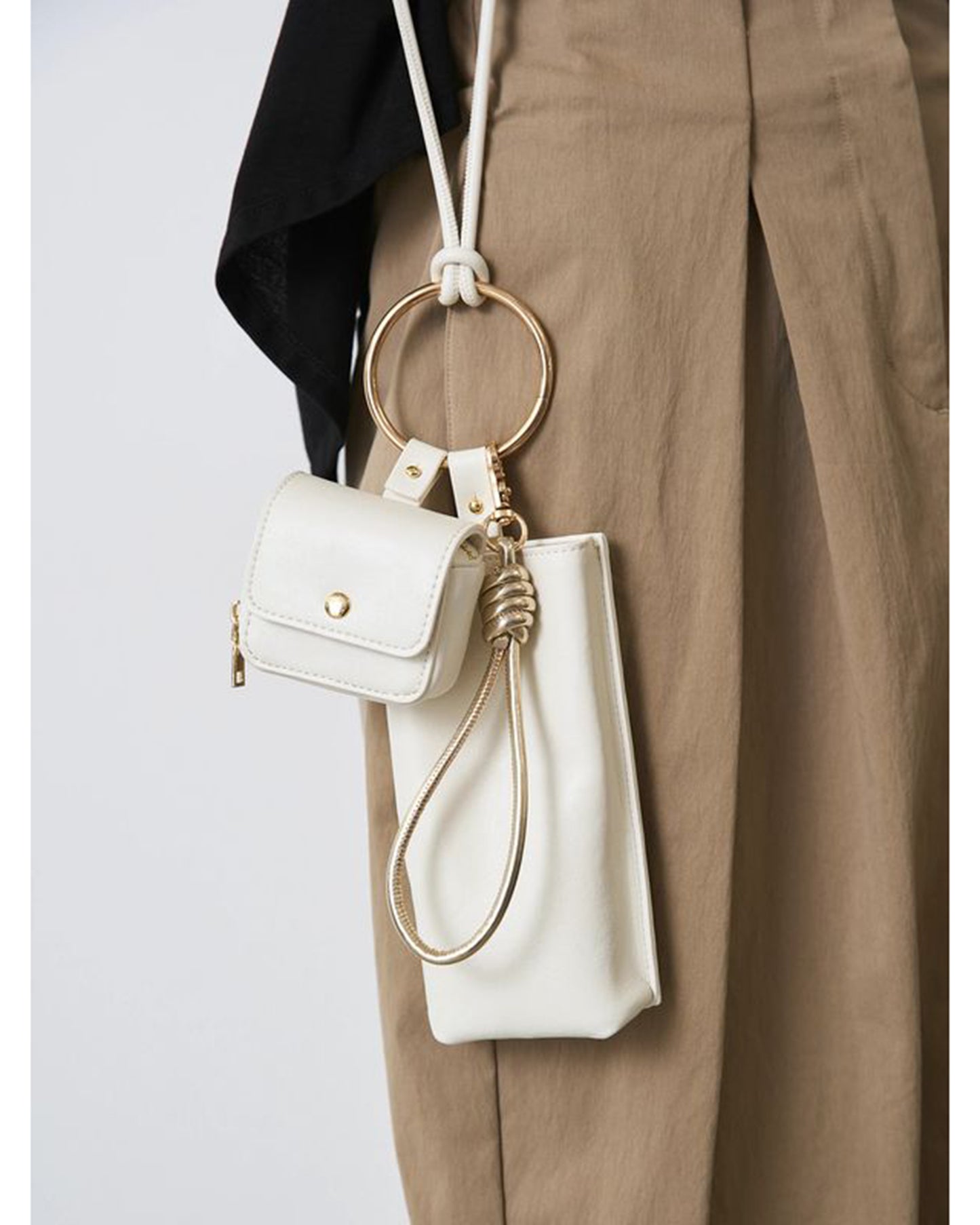 MULTI SHOULDER BAG