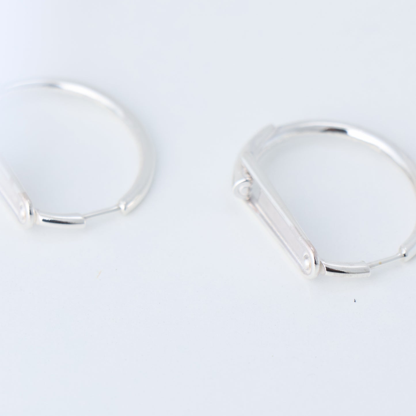 CLIP EARRINGS 19358