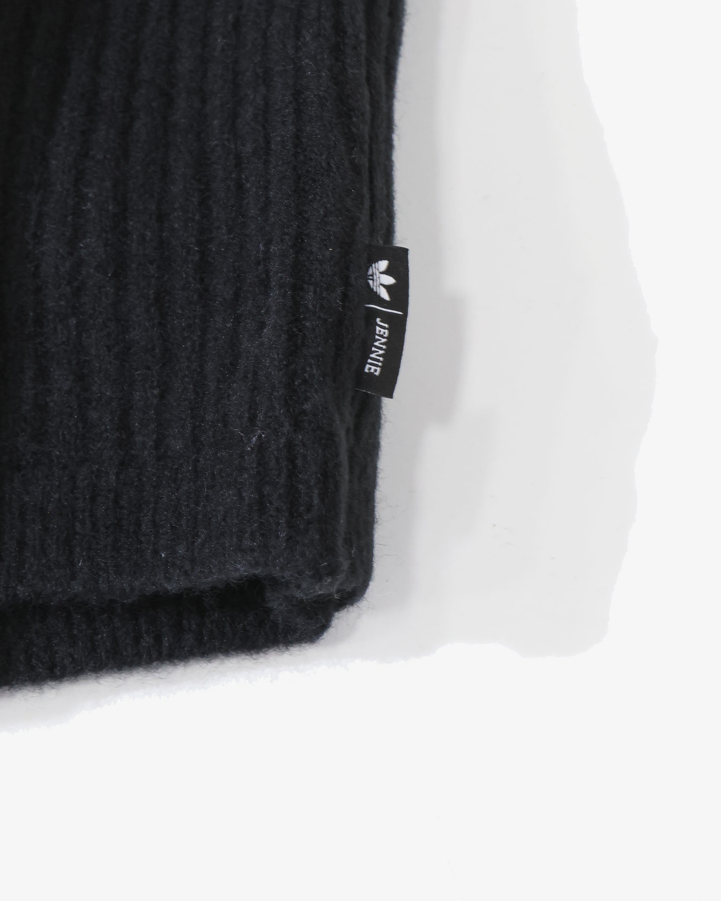 ADILUNA SEASON 2 × JENNIE WRAP AROUND CARDIGAN