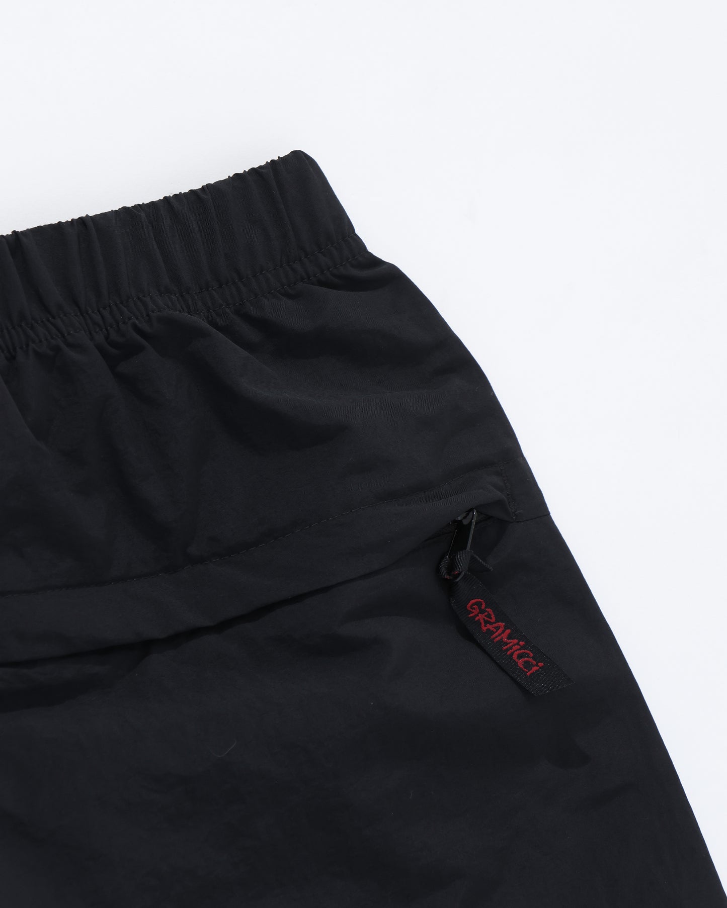 NYLON PACKABLE G-SHORT