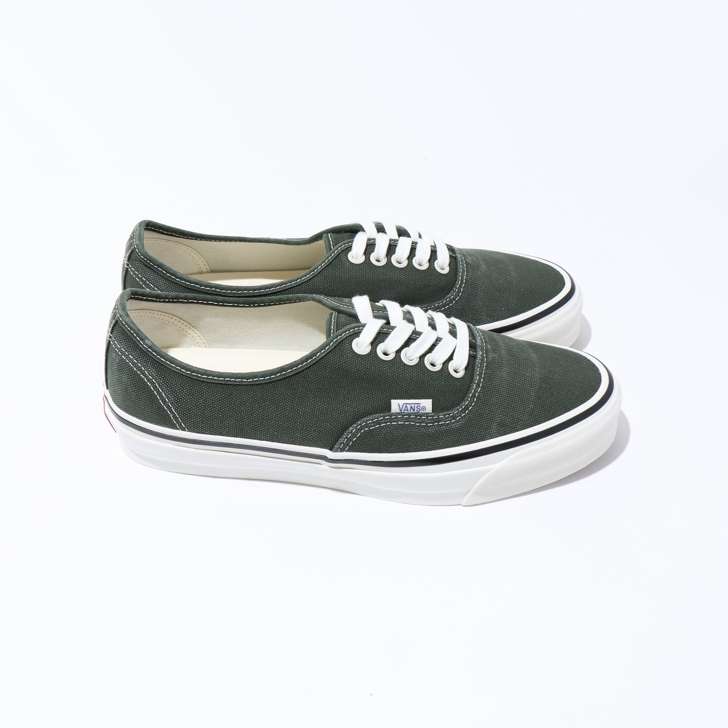 Lx Authentic 44