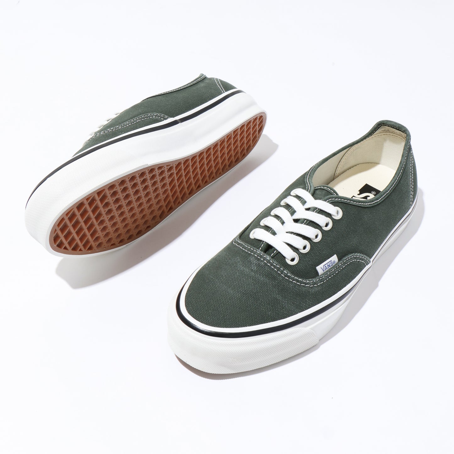 Lx Authentic 44