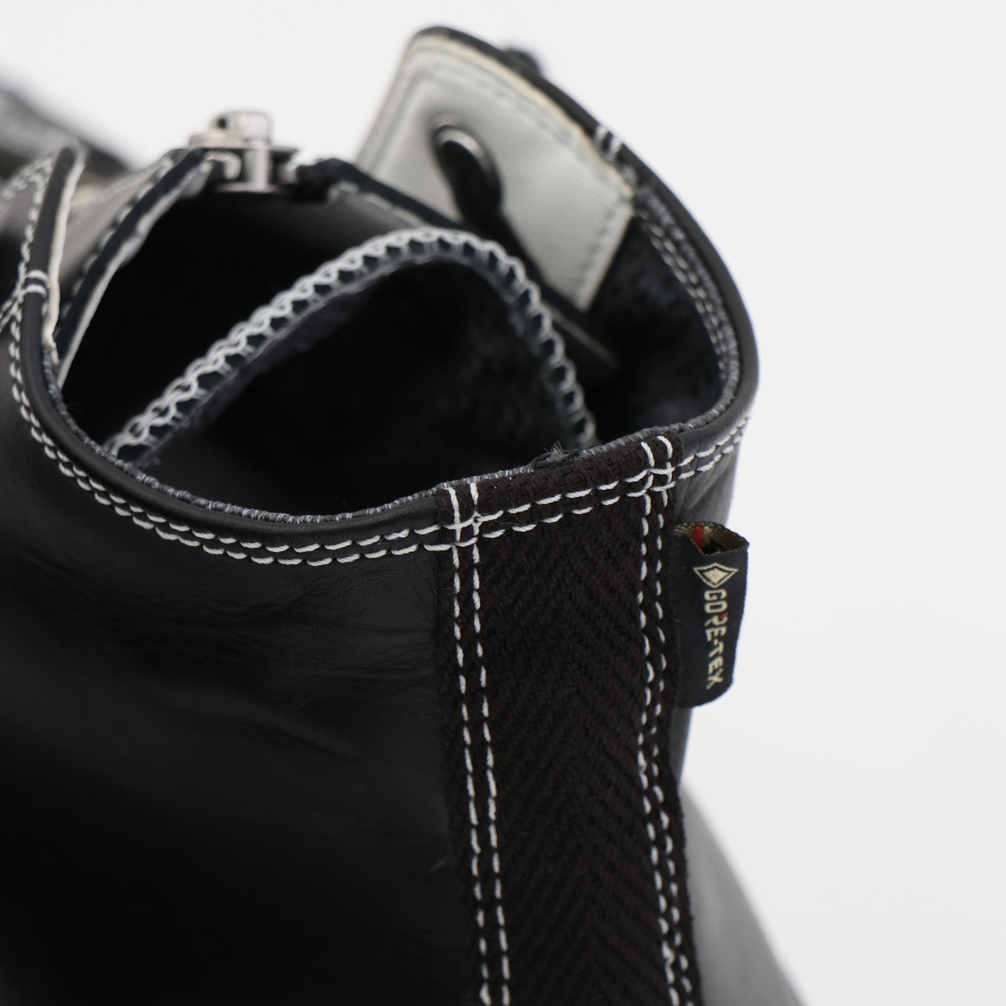 DWELLER TRAINER HI COW LEATHER WITH GORE-TEX by SPINGLE MOVE