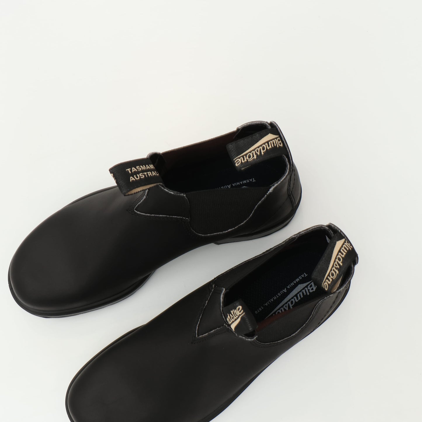 ELASTIC SIDED BOOT