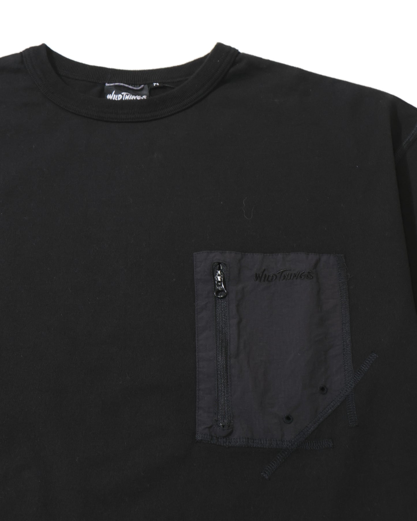 ROUND BODY CAMP POCKET TEE