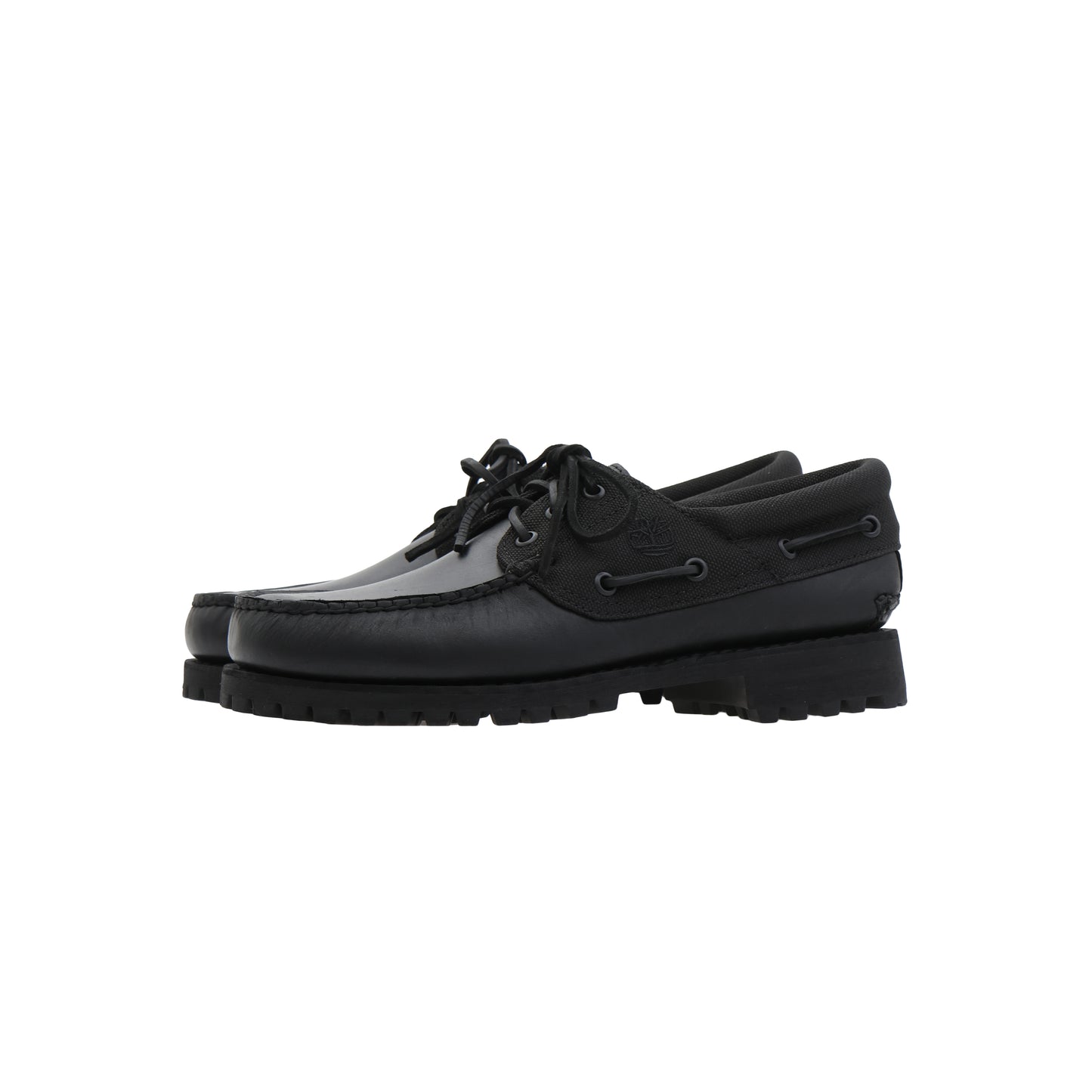 AUTHENTIC HANDSEWN BOAT SHOES