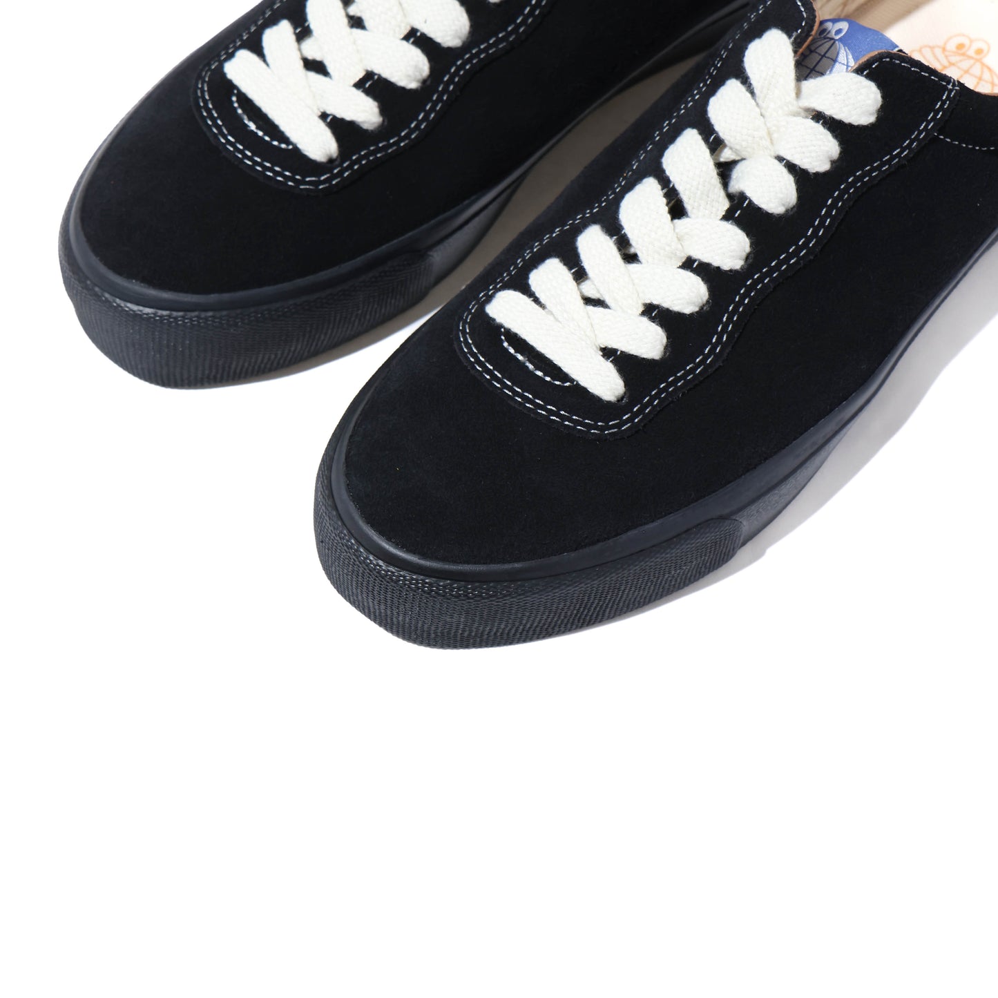 VM001-LO SUEDE