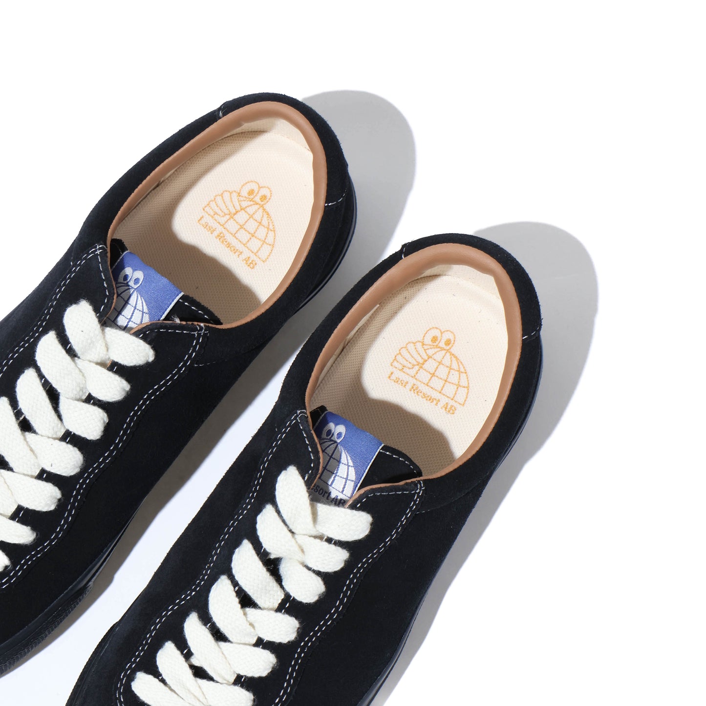VM001-LO SUEDE
