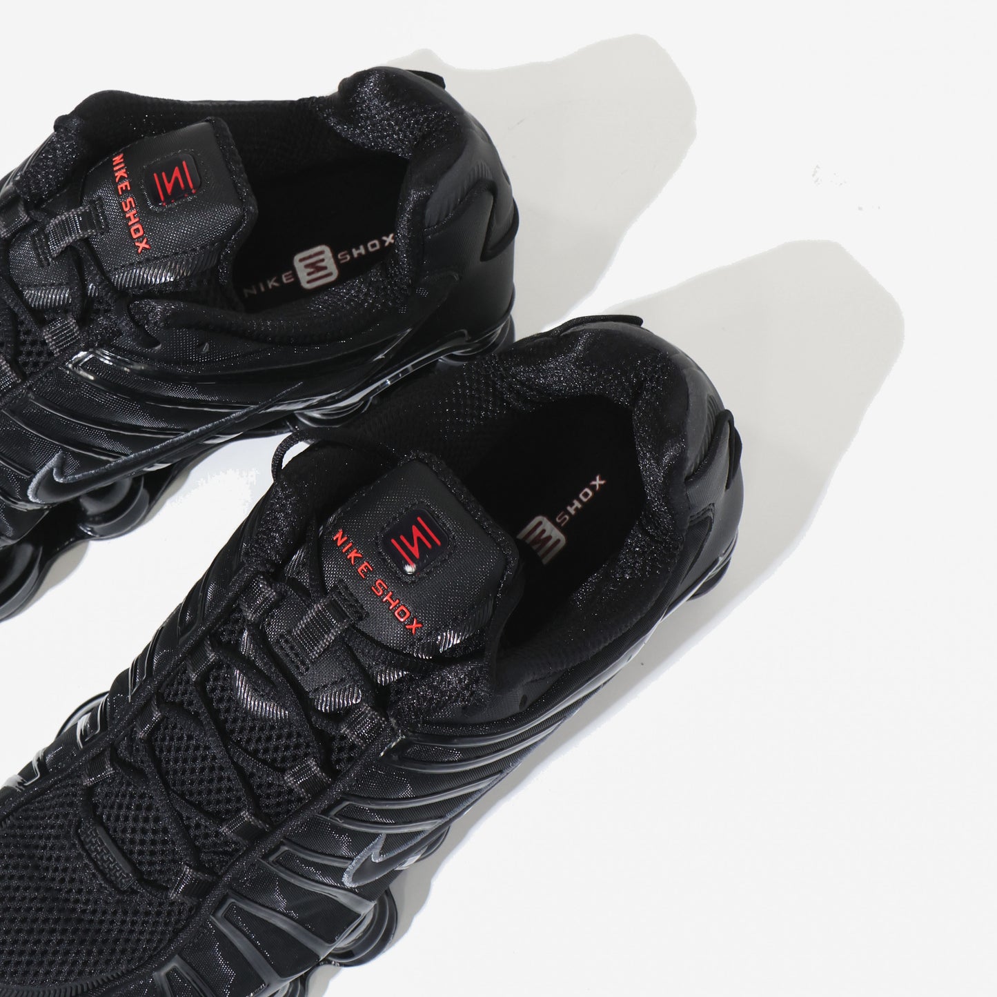 NIKE SHOX TL