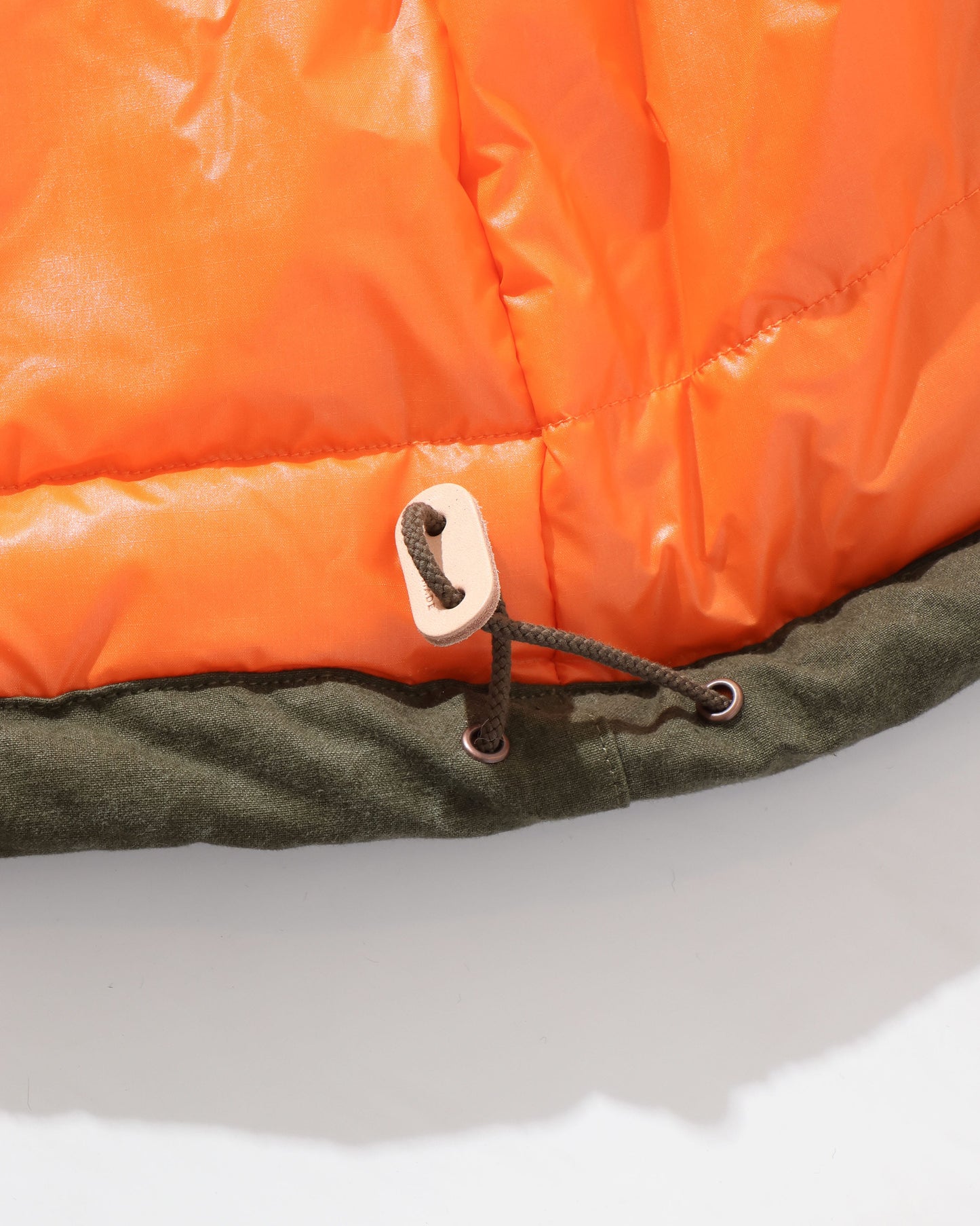 HOODED DOWN COAT KHAKI