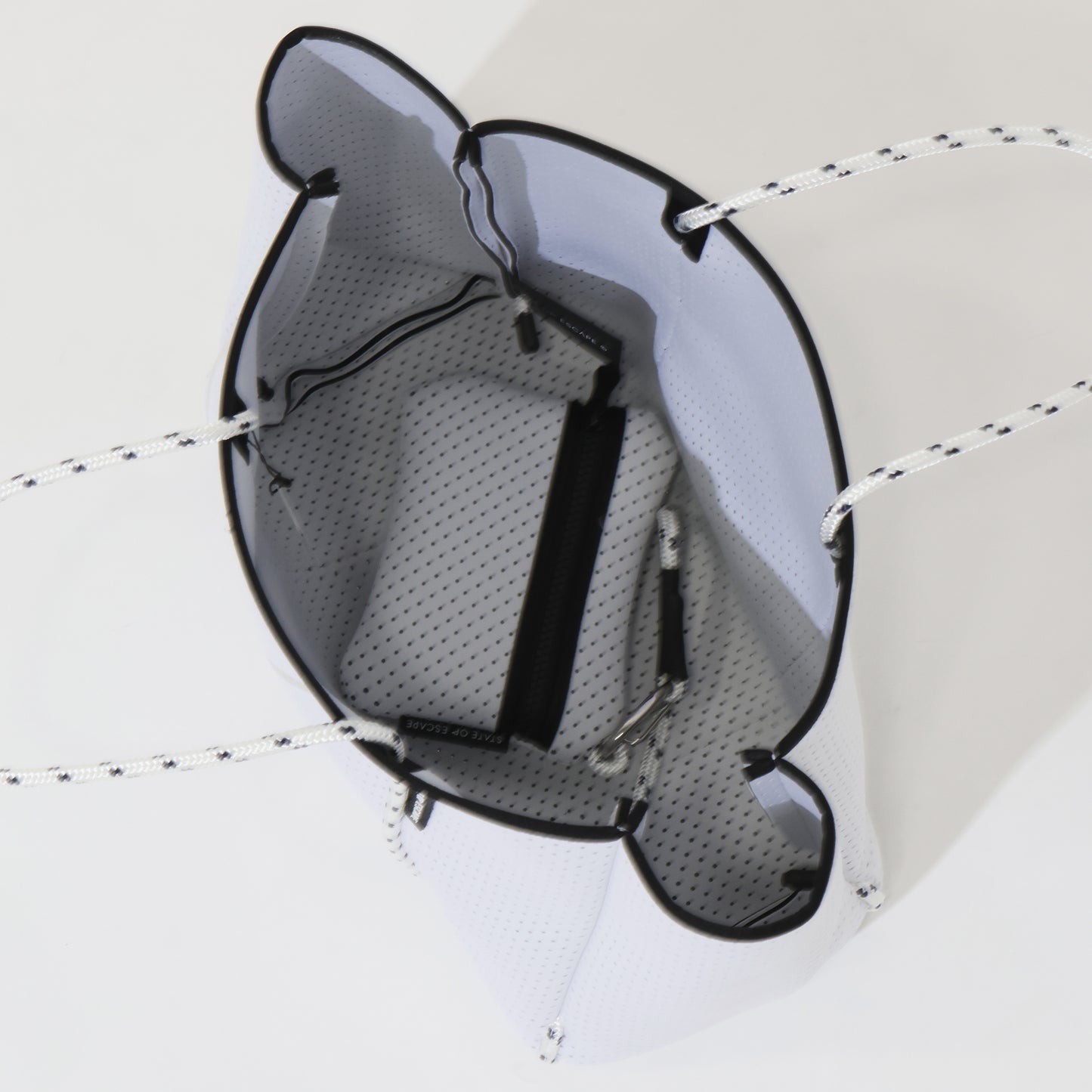FLYING SOLO TOTE