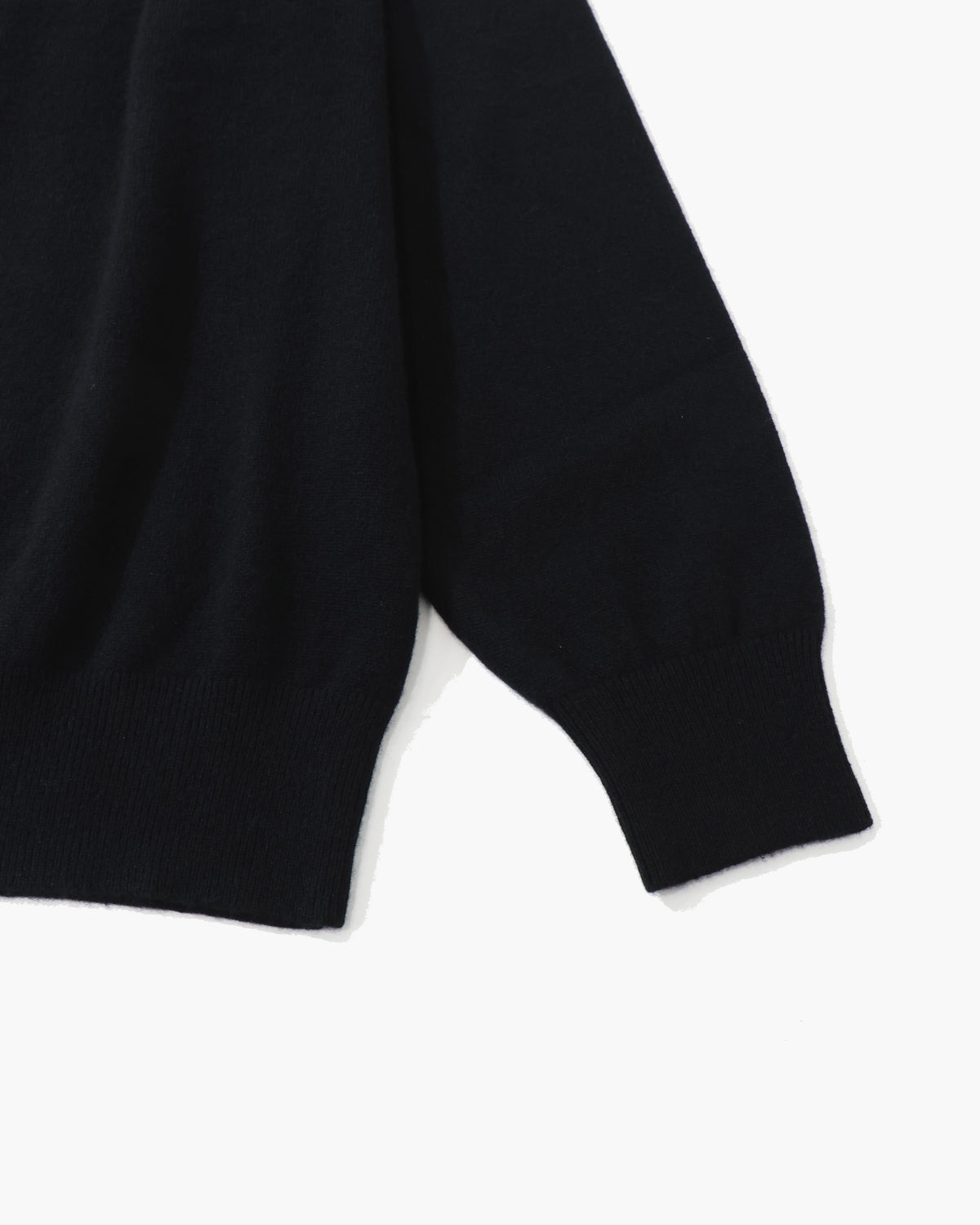 BABY CASHMERE KNIT TURTLE TOP BLACK