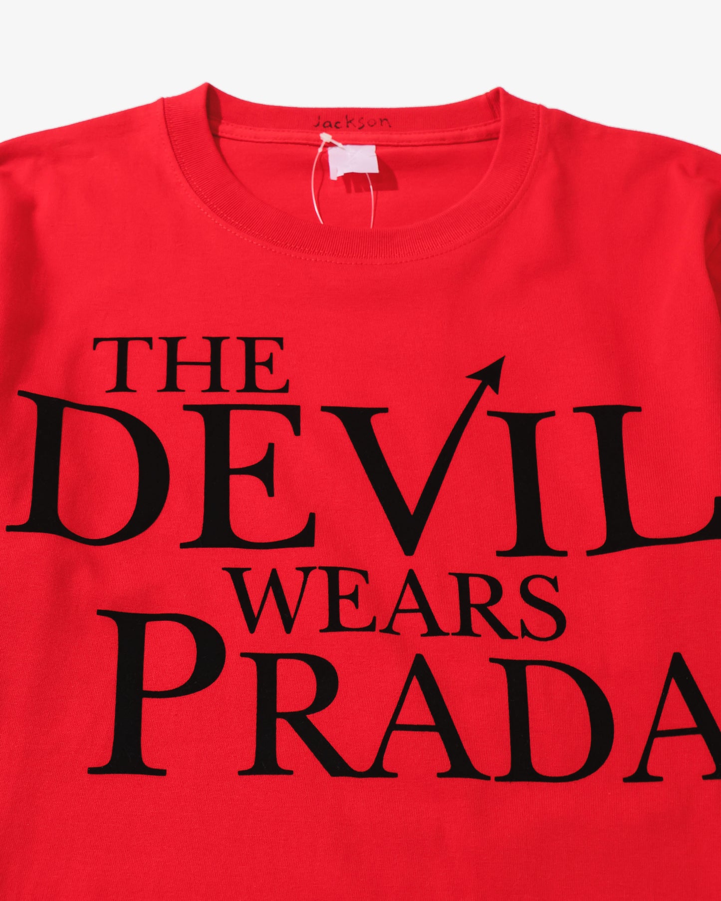 プラダを着た悪魔 LOGO Tee