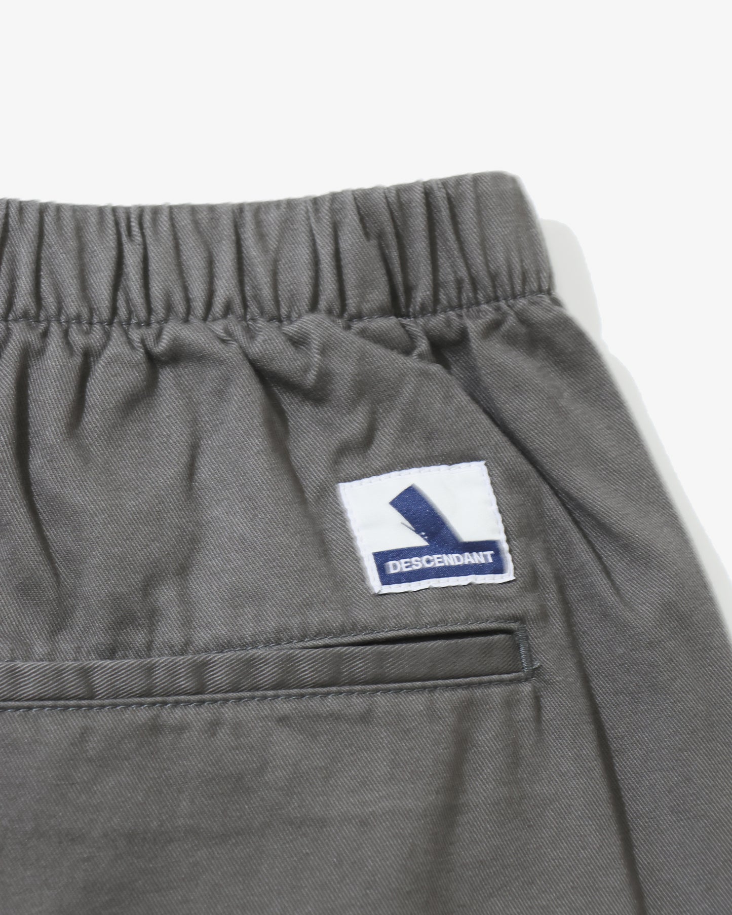 CLASP TWILL WEBBING SHORTS CHARCOAL