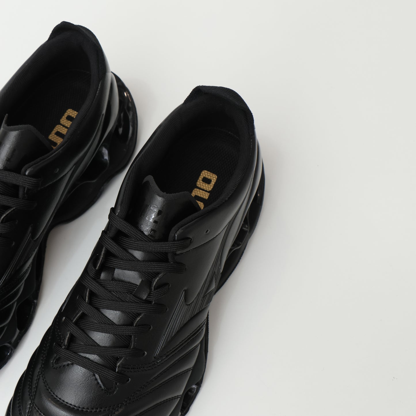 WAVE PROPHECY MORELIA NEO BLACK