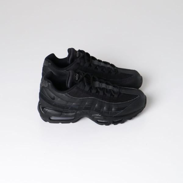 NIKE AIR MAX 95 ESSENTIAL