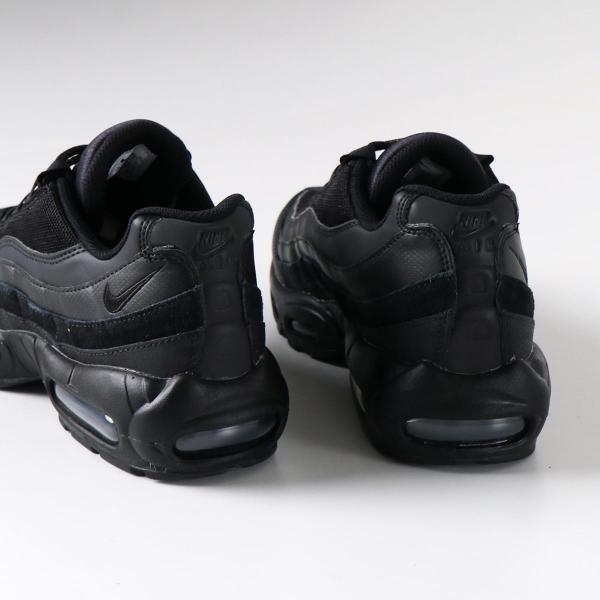 NIKE AIR MAX 95 ESSENTIAL