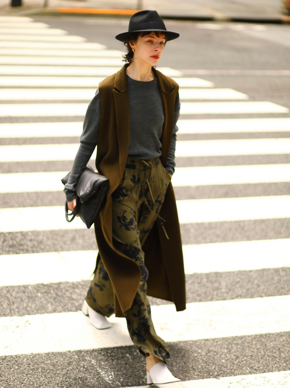 SHADE FLOWER PANTS