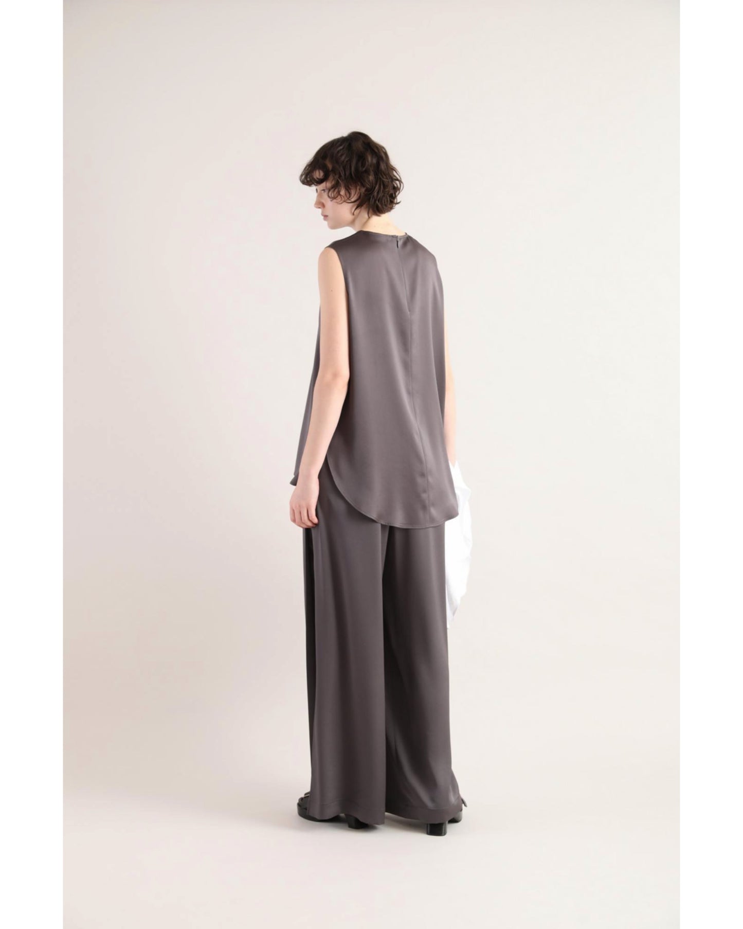 TRIACE SATIN PANTS