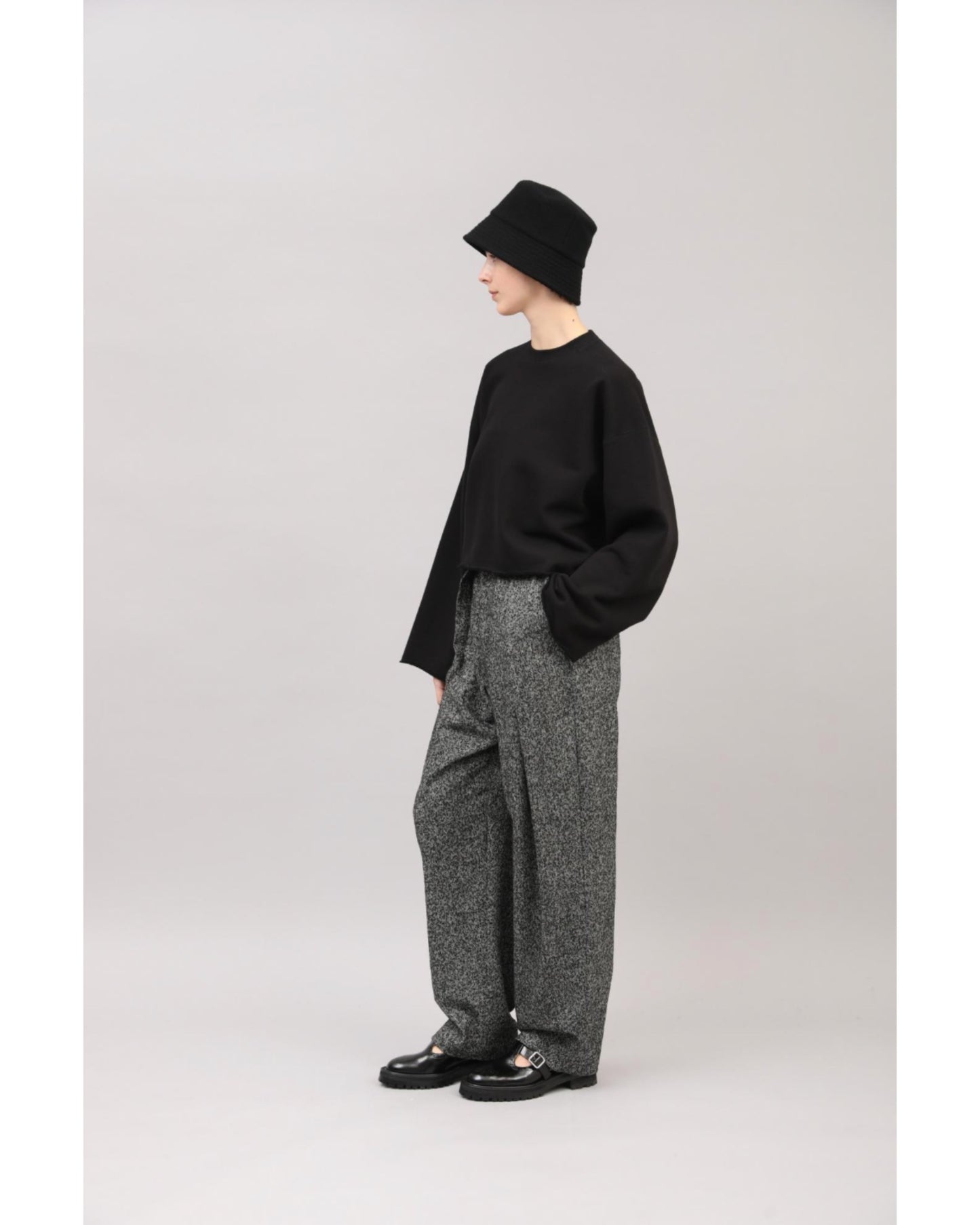 PREMIUM FLEECE CROPPED TOP