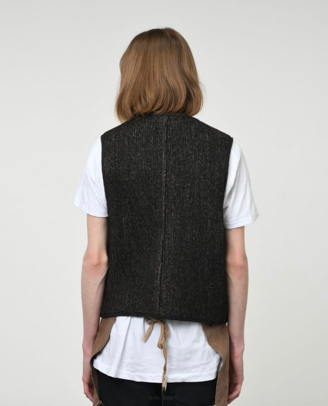 B CLOTH VEST AGED