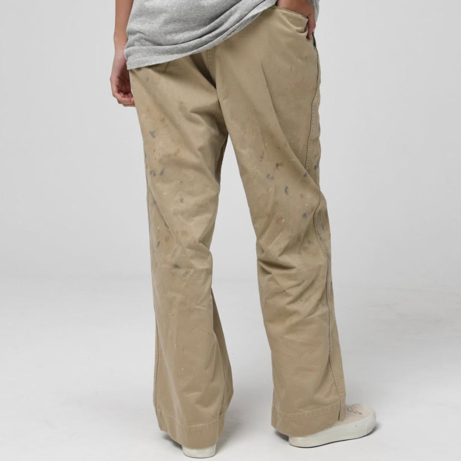 41 KHAKI TROUSERS AGED