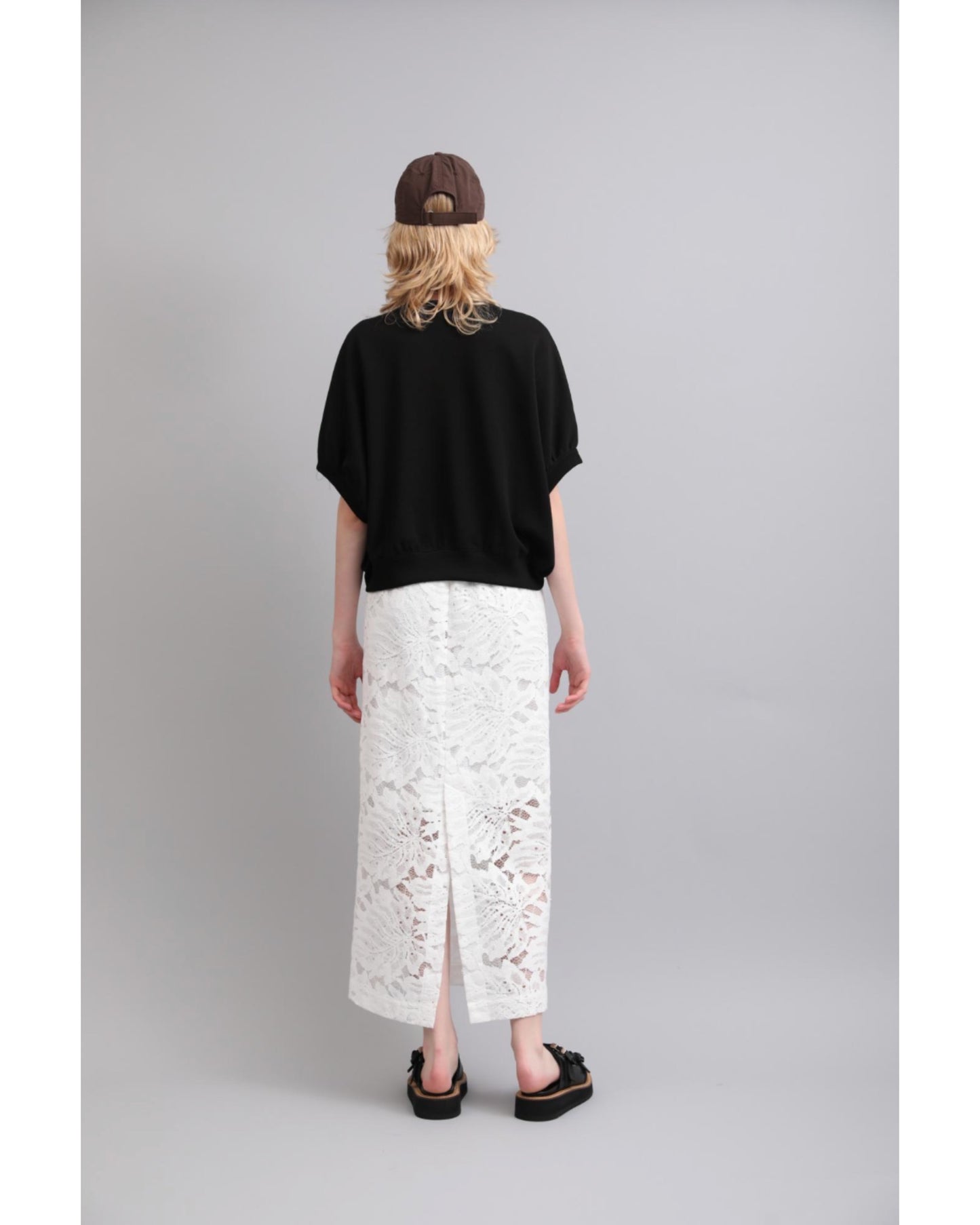DOUBLE KNITTED CLOTH TOP