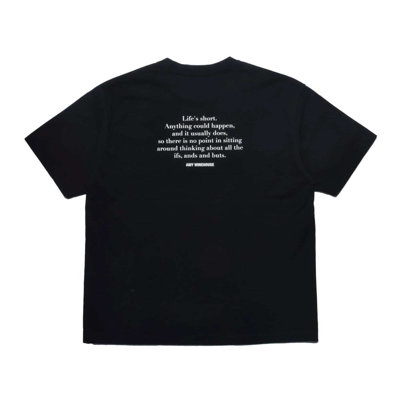 Amy Winehouse "Lean On A Car" Photo S/S Tee