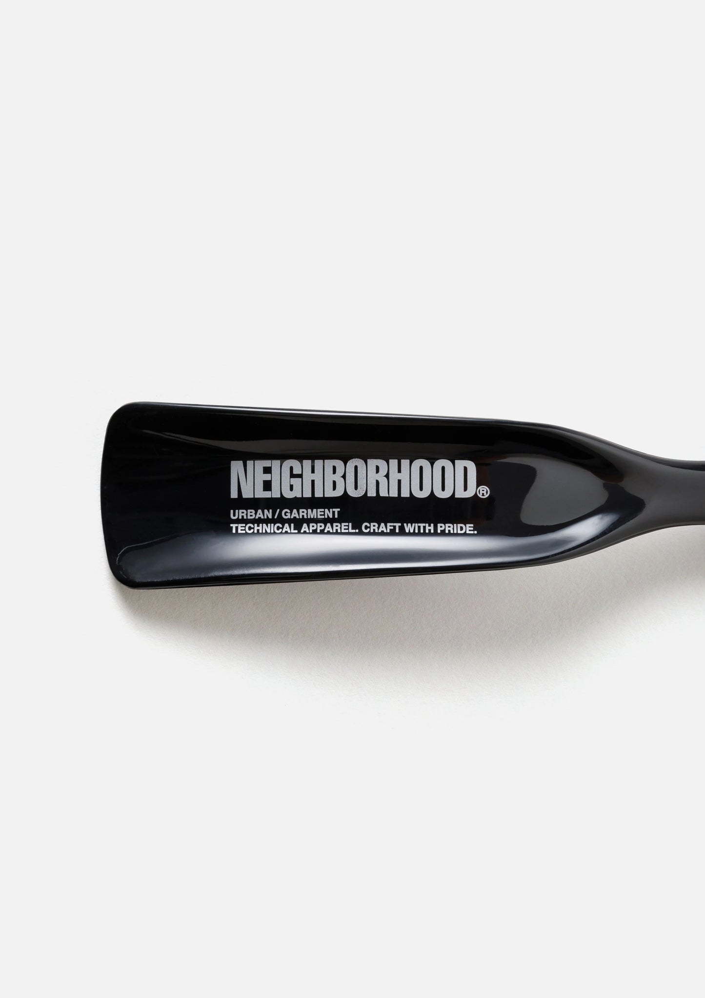SHOEHORN