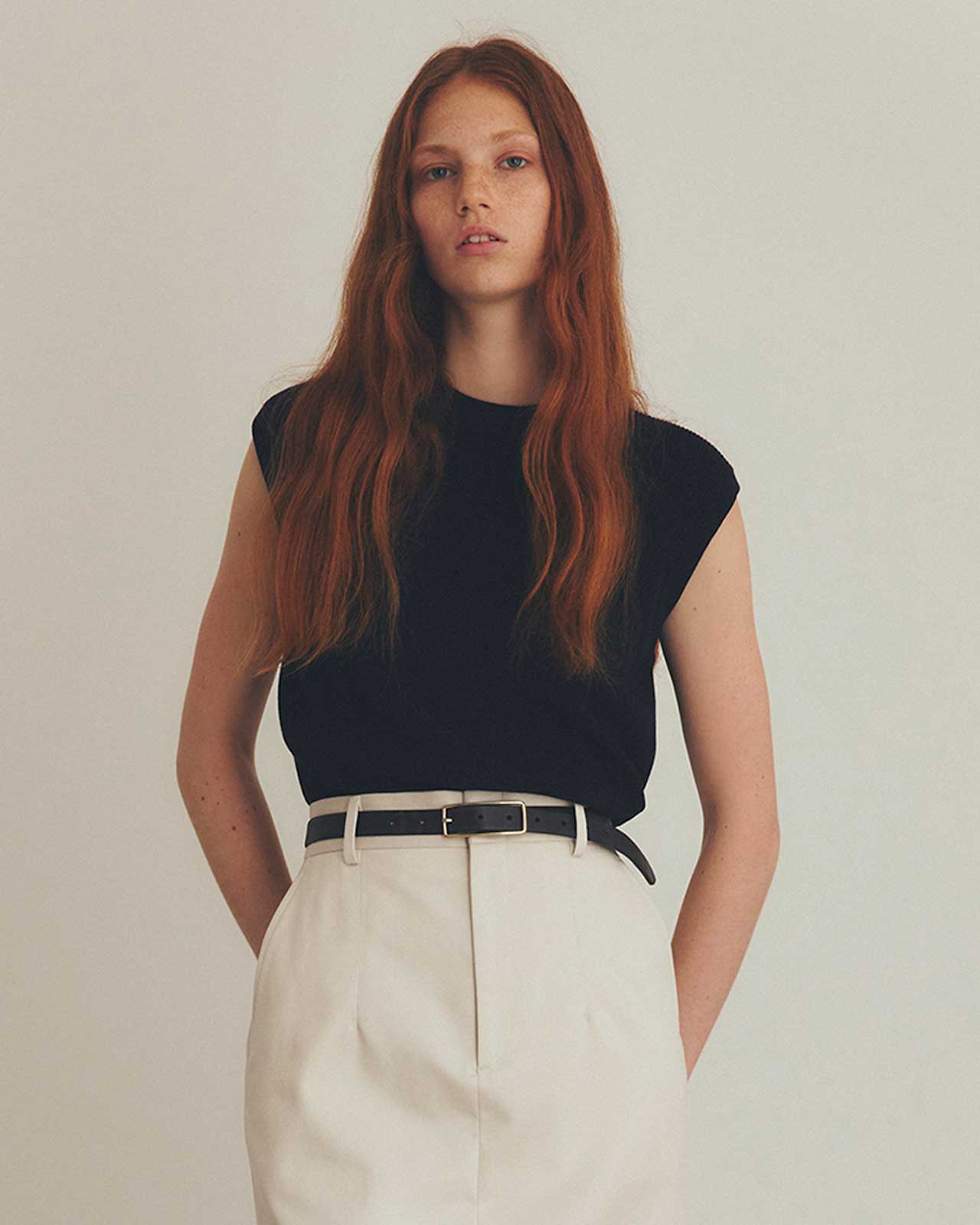 HIGH TWISTED COTTON KNIT VEST