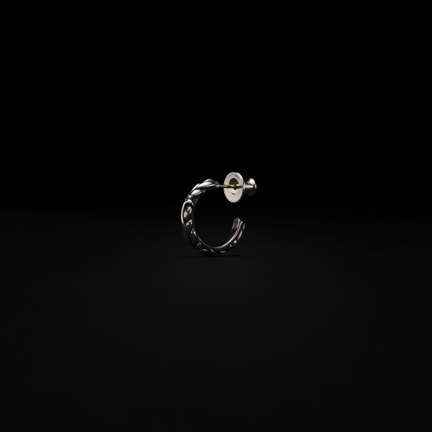 Ornament Small Earring (Single)