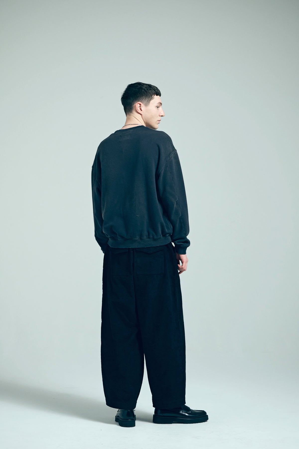 FADED CREW SWEAT