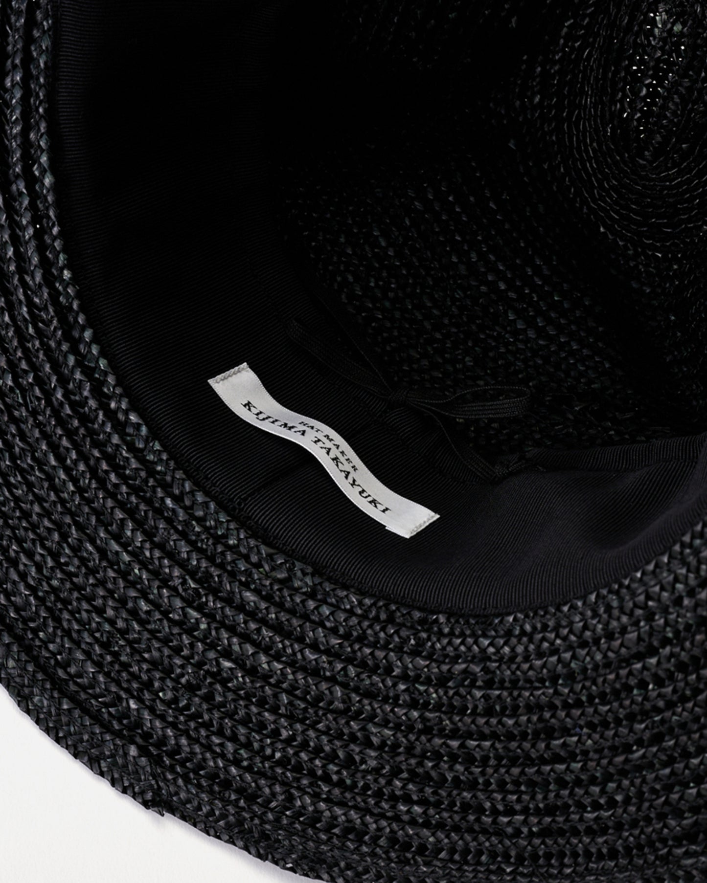 STRAW BRAID SCARS HAT BLACK