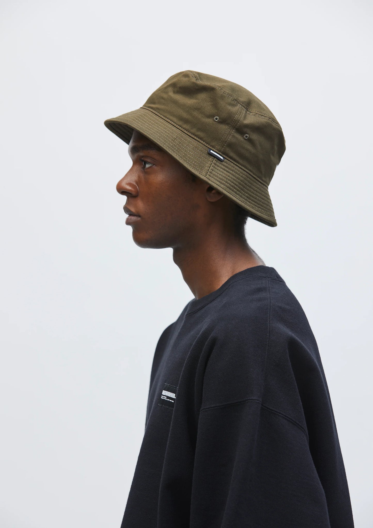 BUCKET HAT