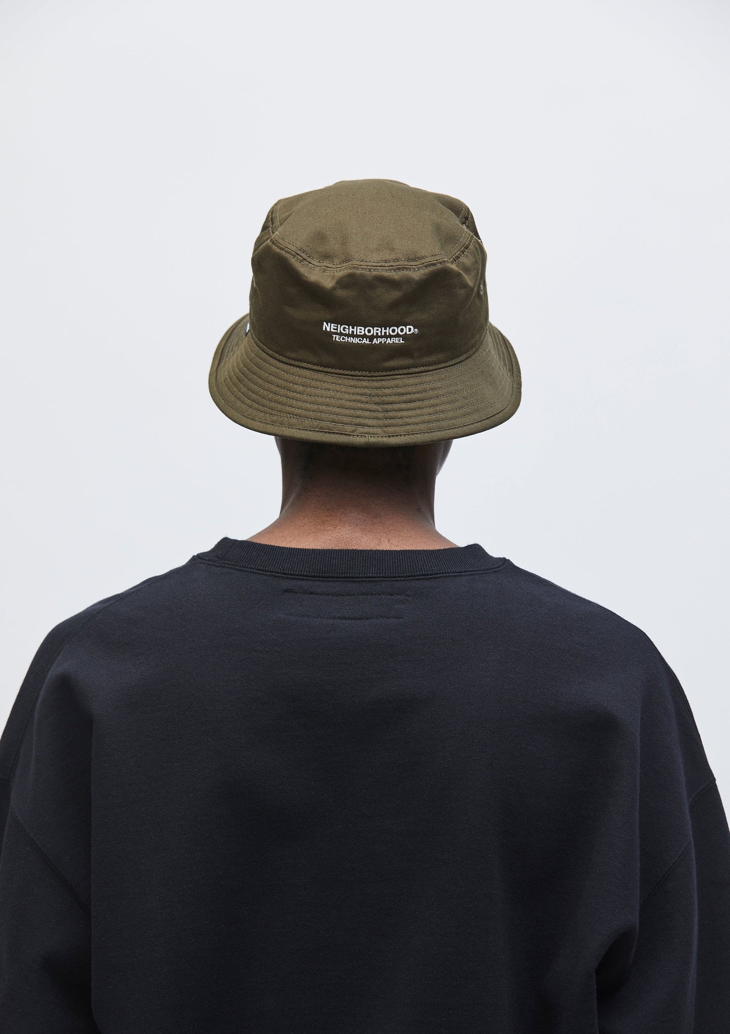 BUCKET HAT