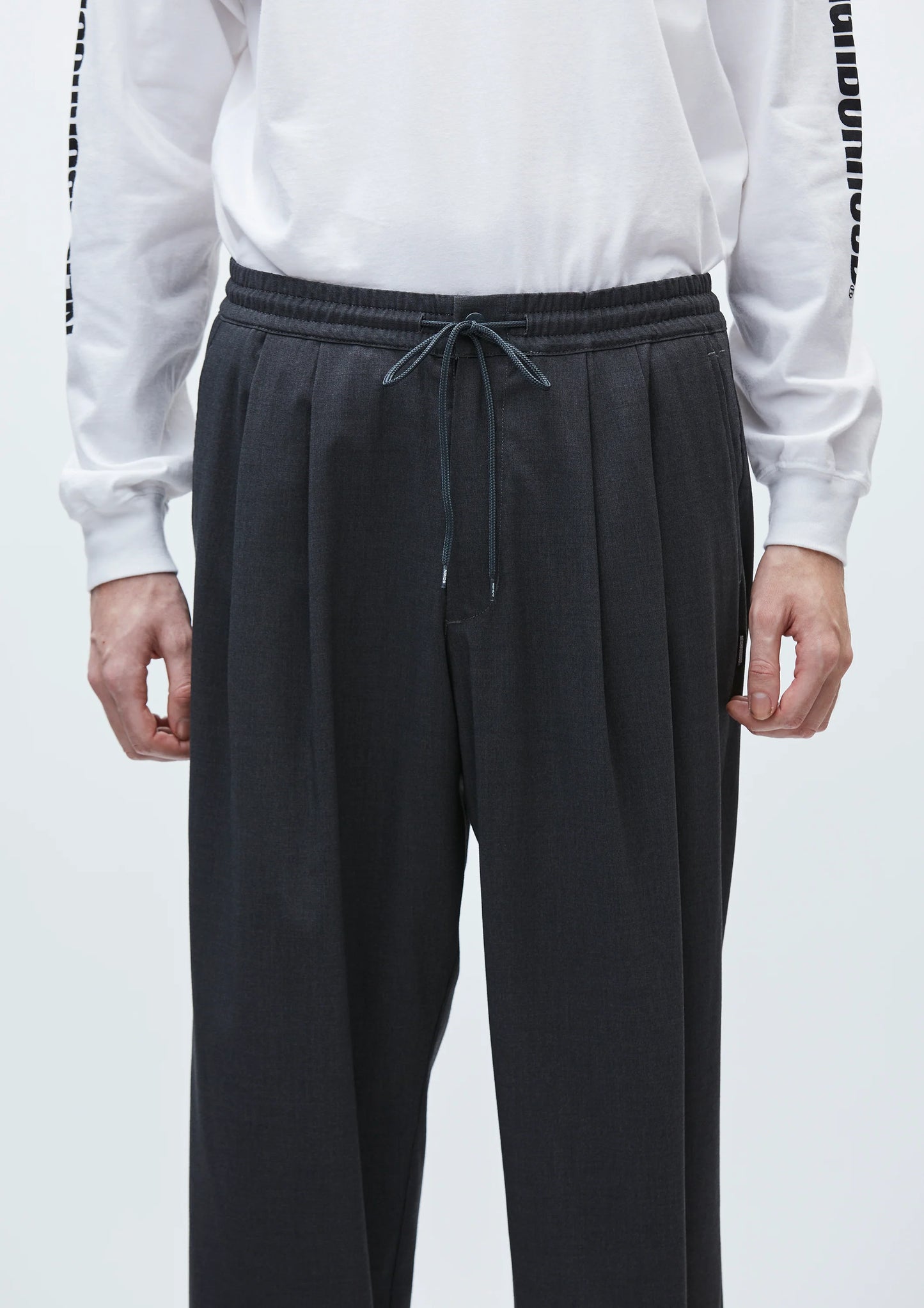 BAGGYSILHOUETTE EASY PANTS