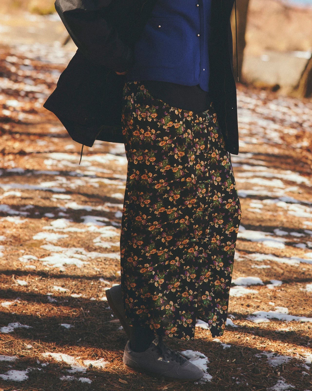 FLOWER BOUQUET PRINTTED SATIN SKIRT