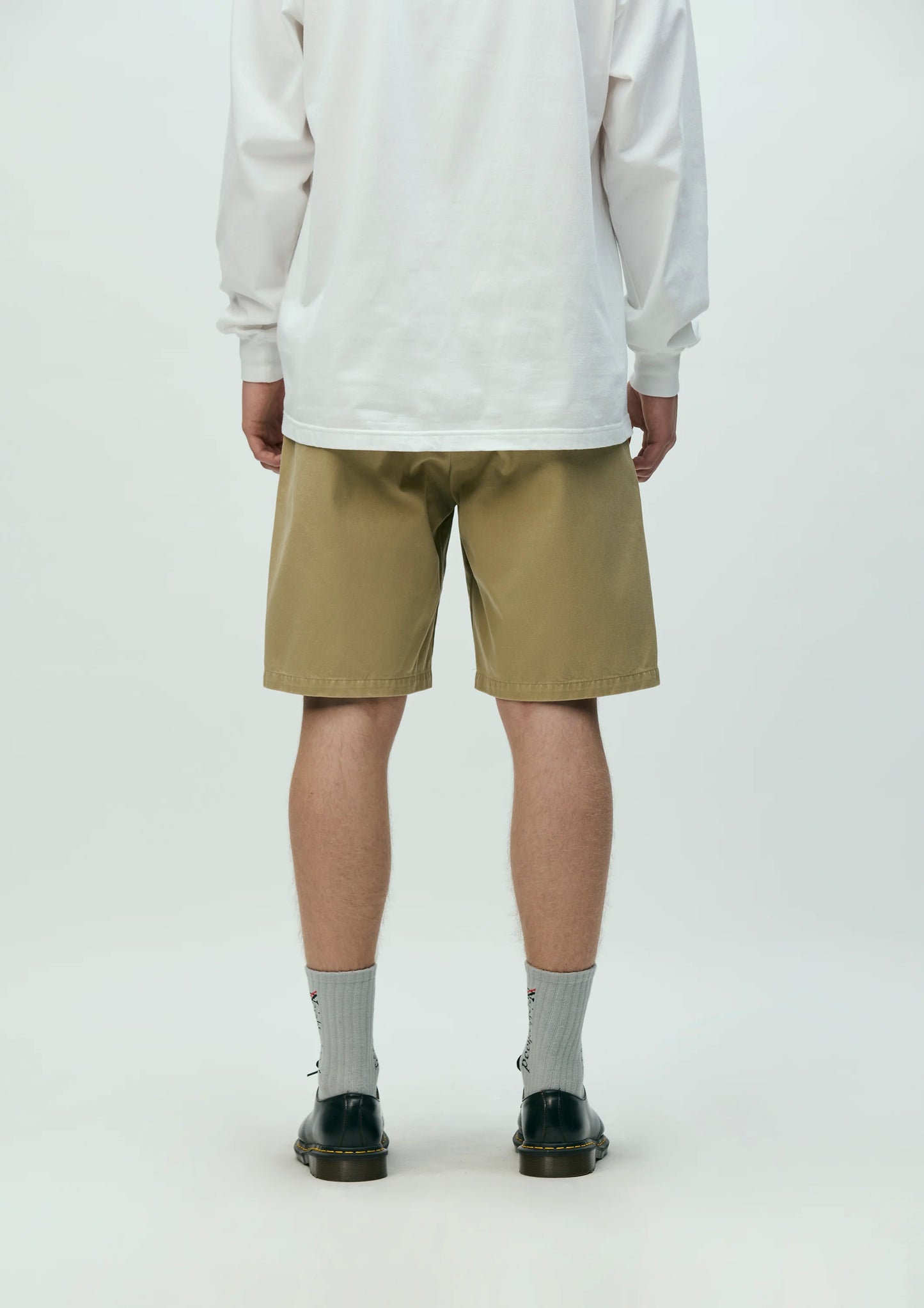 CLASSIC CHINO SHORT PANTS