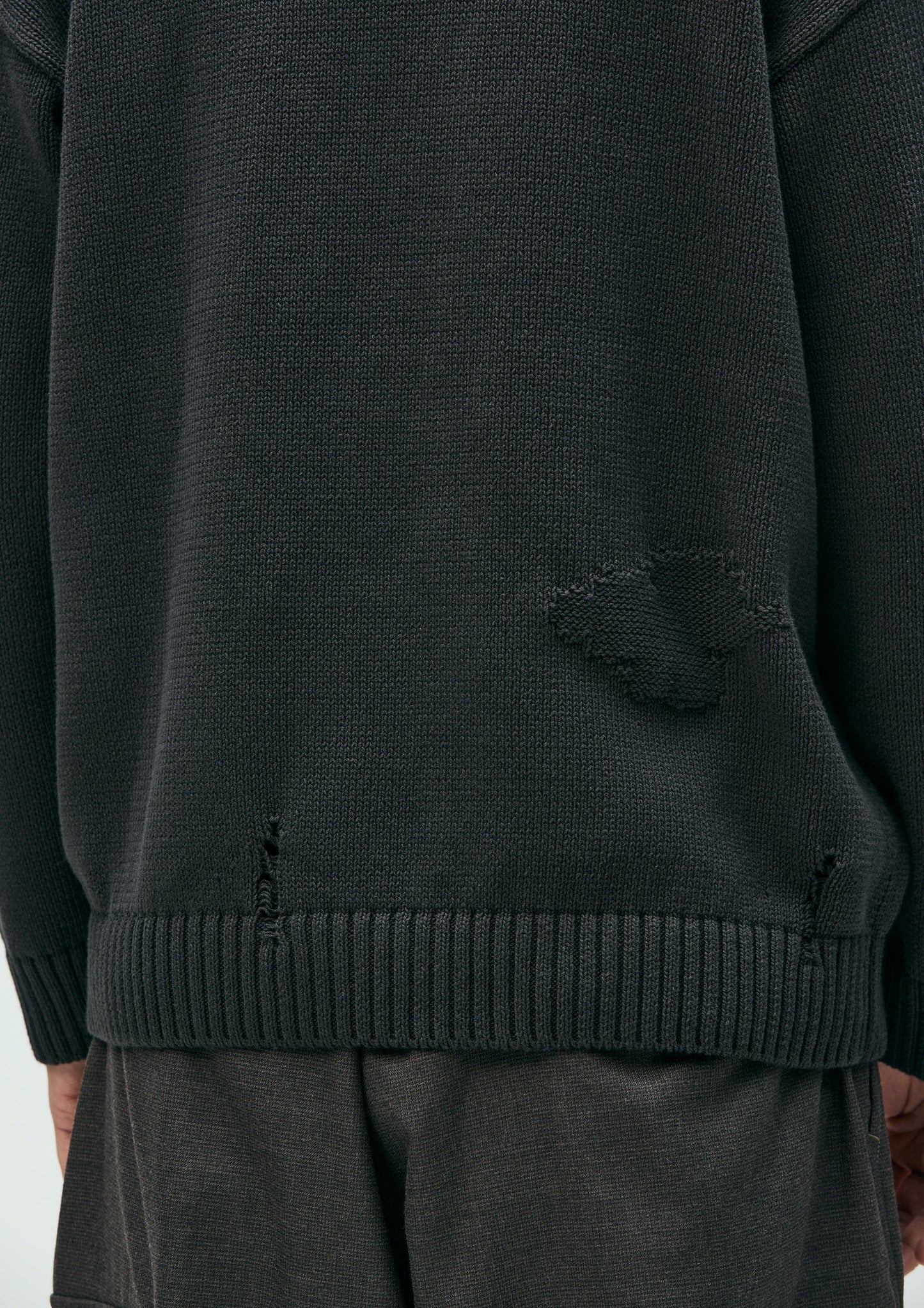 SAVAGE CREWNECK SWEATER