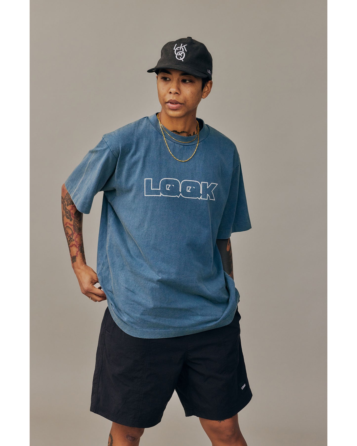 DISCHARGE DECONSTRUCTION TEE