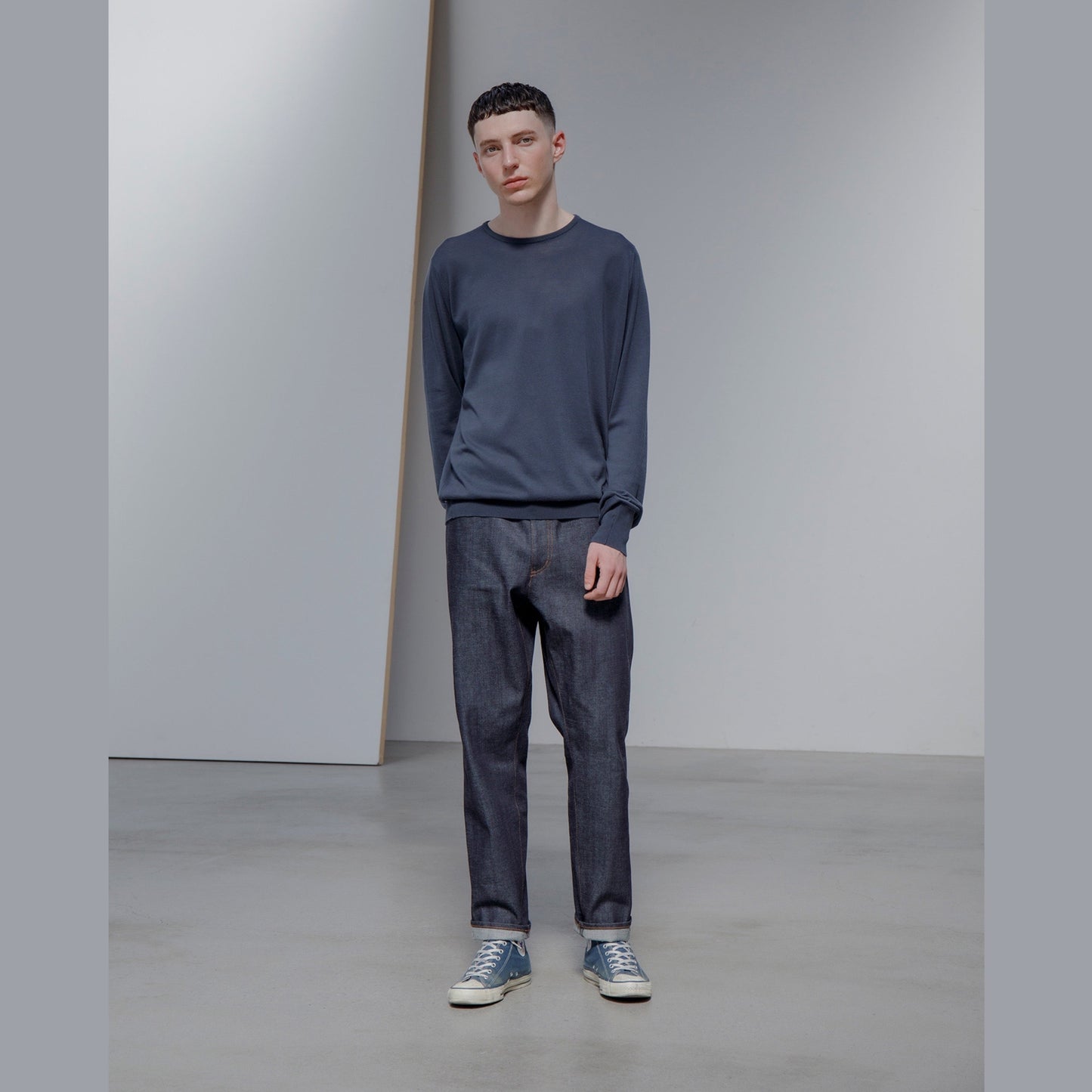 RIGID DENIM TAPERED PANTS