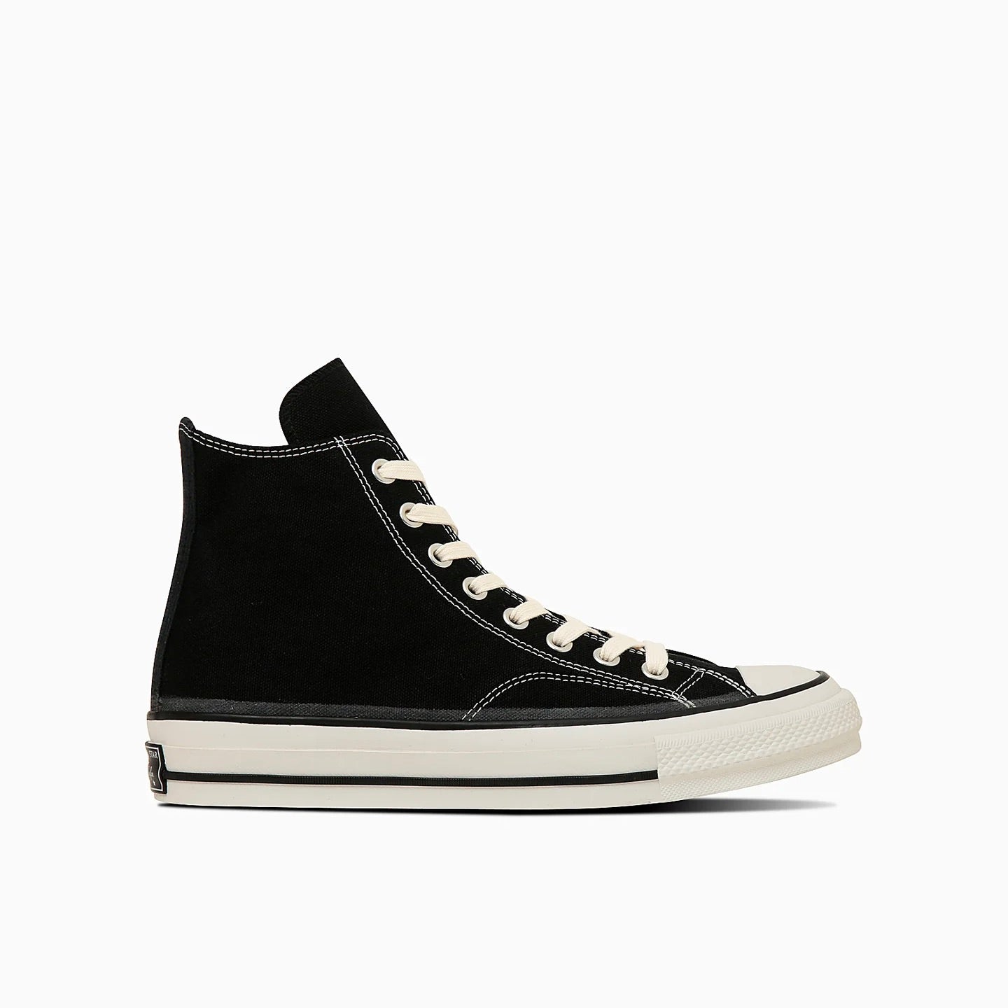 CHUCK TAYLOR®︎ CANVAS HI